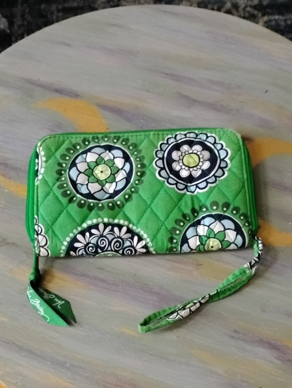 Vera Bradley Green Quilted Wristlet Wallet with Floral Medallions